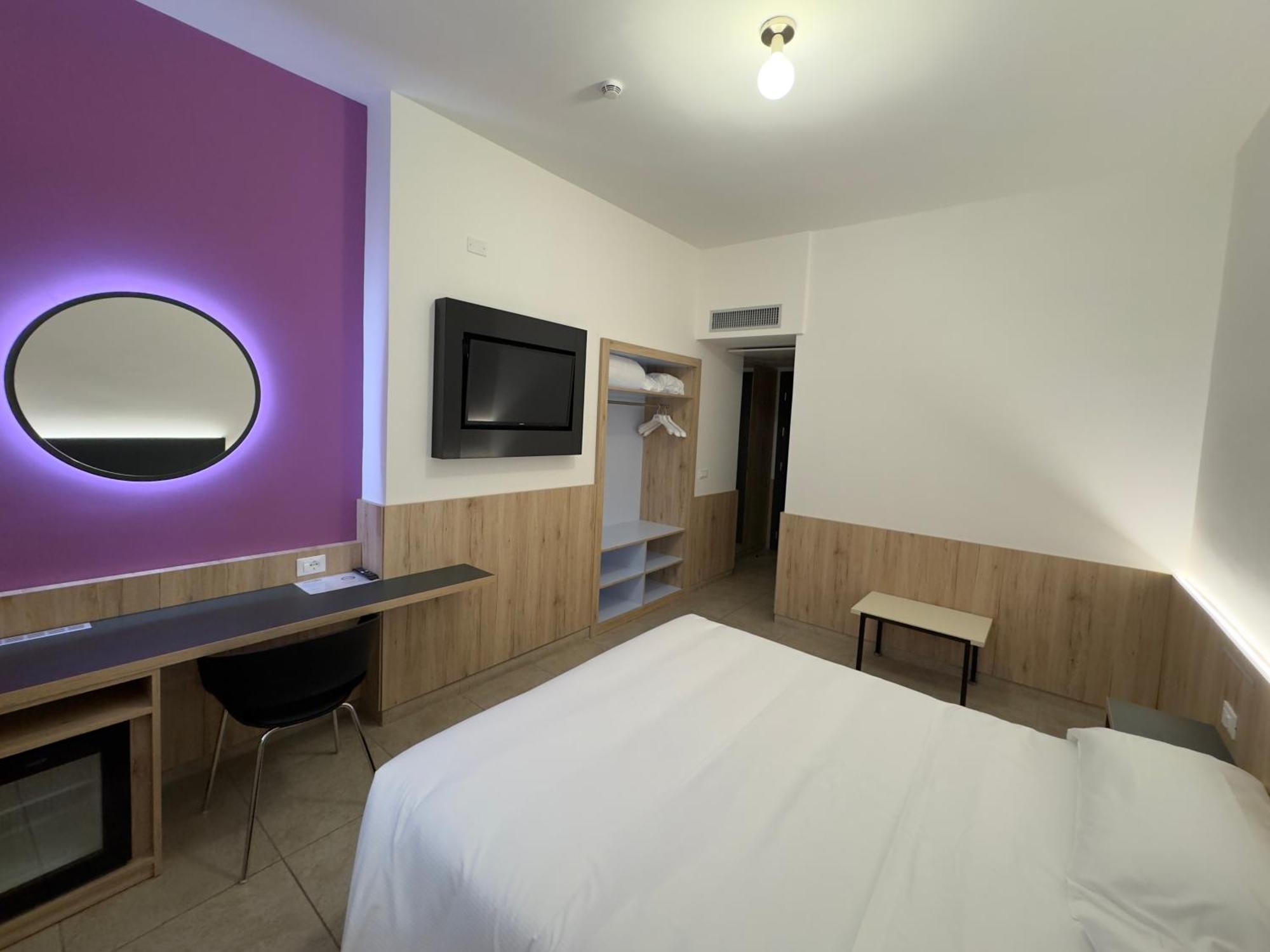 Hotel Holidays ロッカラーゾ エクステリア 写真